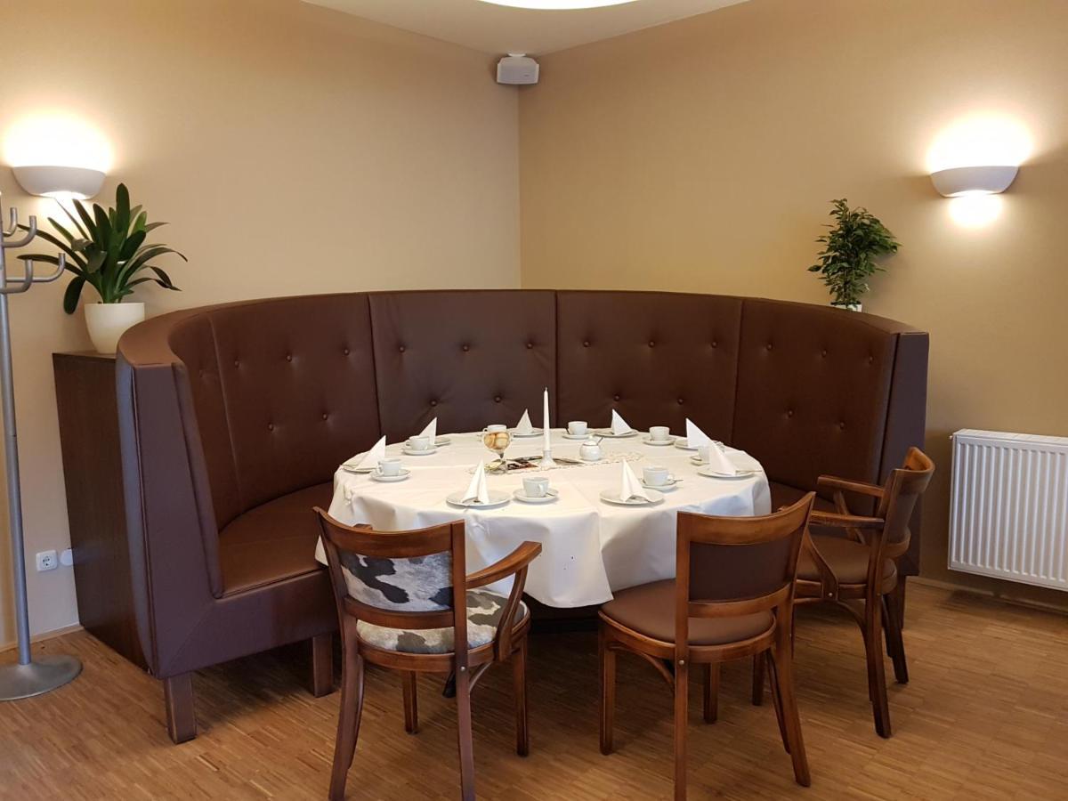 Gasthof Zur Friedenseiche Lohsa Esterno foto