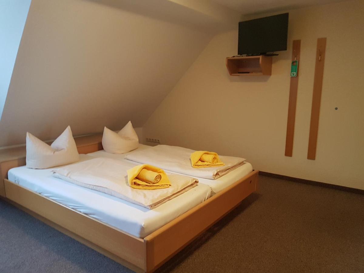 Gasthof Zur Friedenseiche Lohsa Esterno foto
