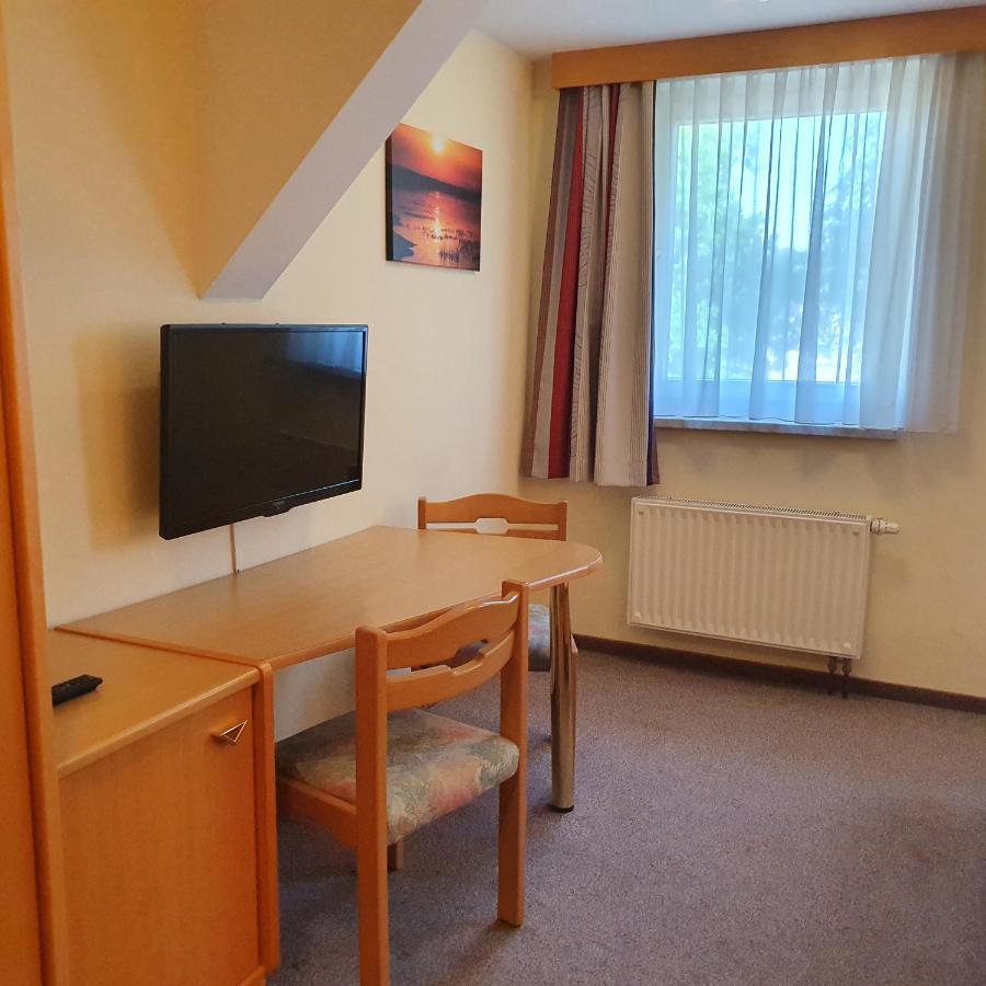Gasthof Zur Friedenseiche Lohsa Esterno foto