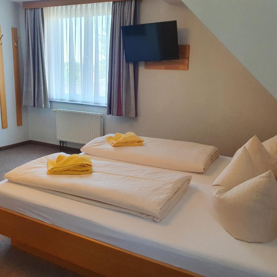 Gasthof Zur Friedenseiche Lohsa Esterno foto